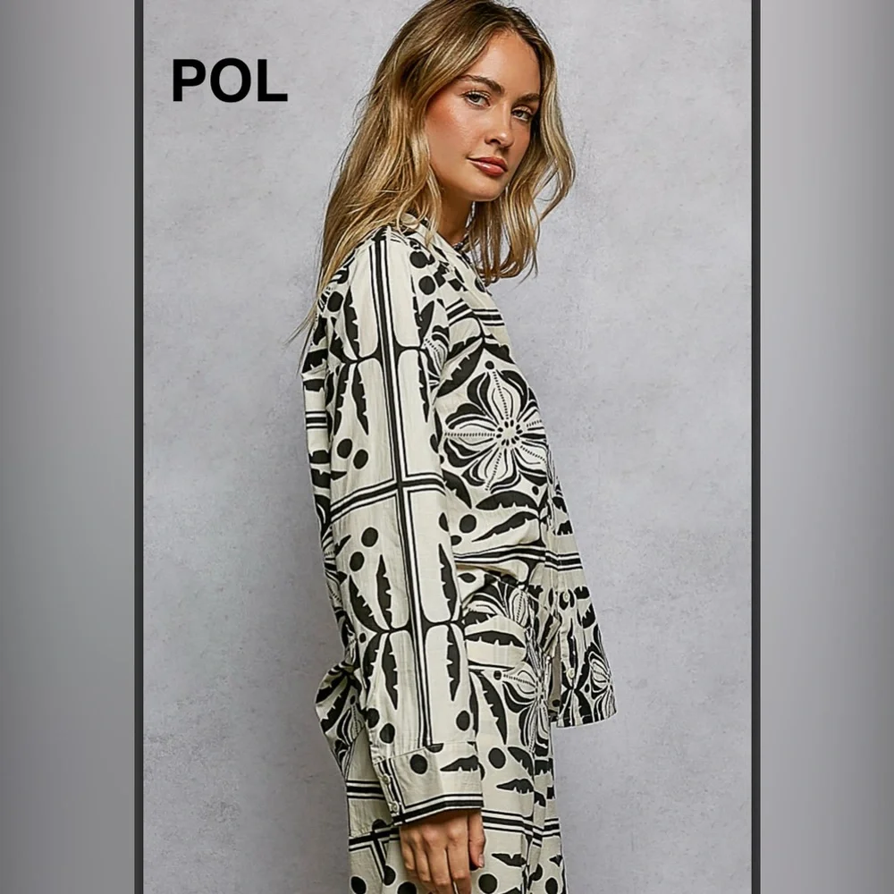 BPB225-2🤍🖤NEW! POL pretty Printed  hsbc stamped Long Sleeve  Top -so cute! - Picture 3 of 7